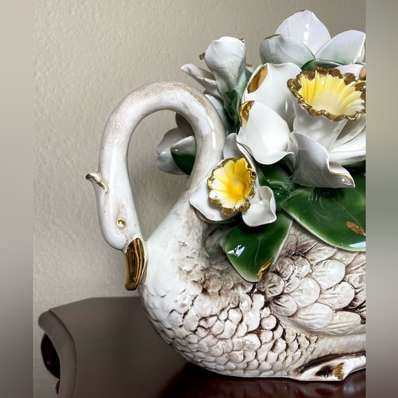 Large Vintage Italian Capodimonte Floral Swan Centerpiece Figurine Statue Decor - Picture 4 of 11